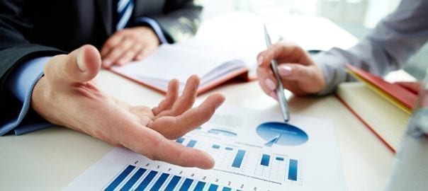 Mergers & Acquisitions, Compraventa de empresas