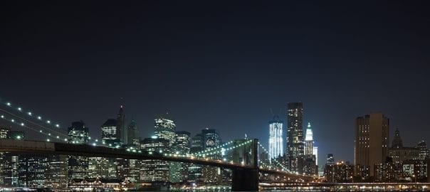 Mergers & Acquisitions, Compraventa de empresas