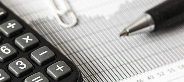 COMPRA DE FACTURAS Y LA VENTA DE UNA EMPRESA