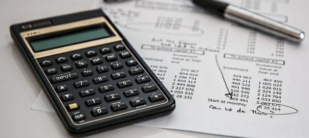 6 steps to identify the ideal sector and company to buy